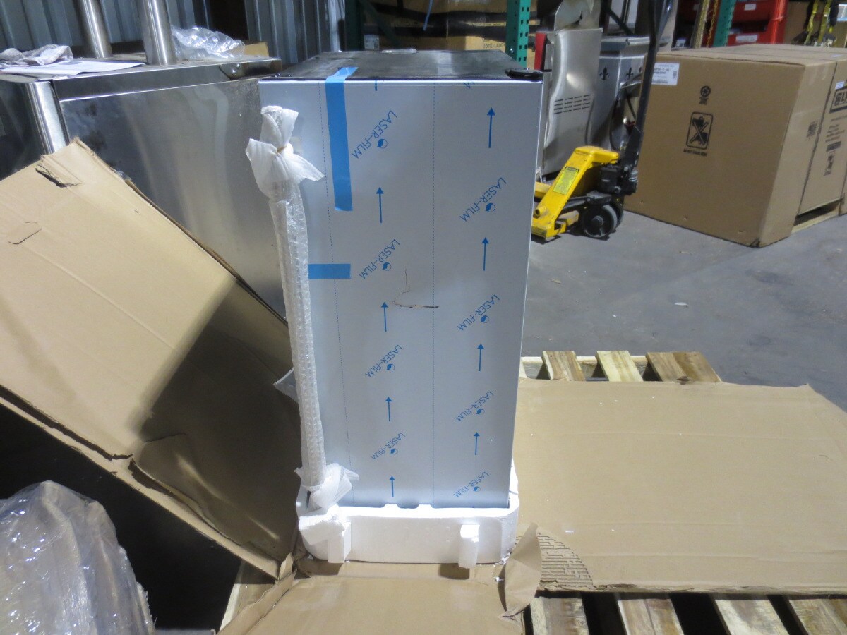 ULine 60 Lb. Ice Maker With Gravity Drain Stainless Steel CLR1215S