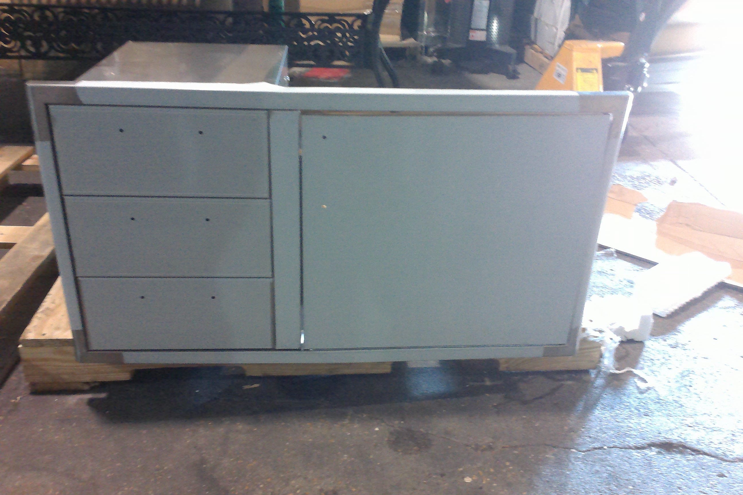 Blaze 39Inch Access Door & Triple Drawer Combo BLZDDC39R BBQ Guys