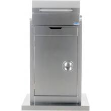 BBQ Guys Stainless Steel Grill With Pedestal