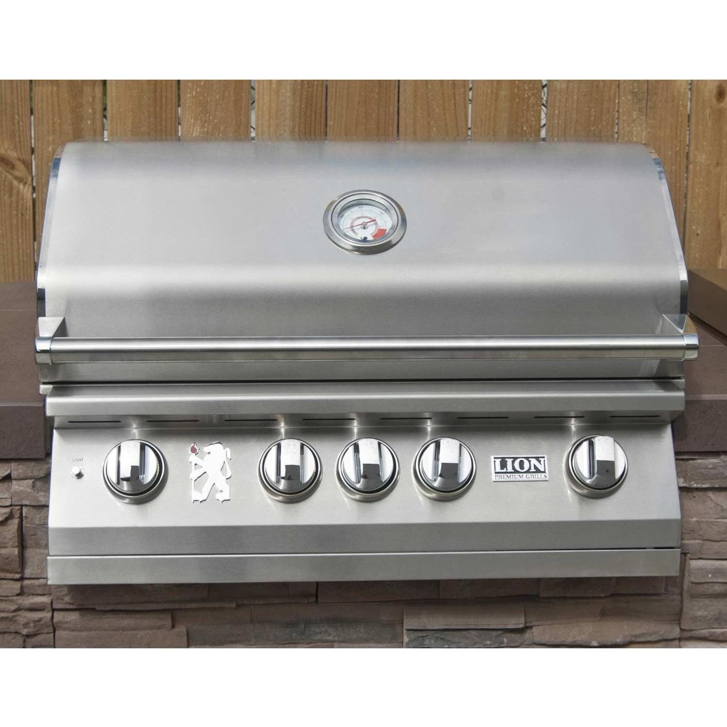 Lion Advanced Q 7 Piece BBQ Island With Lion L75000 32Inch Propane Gas