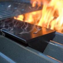 Non-Stick Gas Grill V-Smoker Box W/ Chips Set image