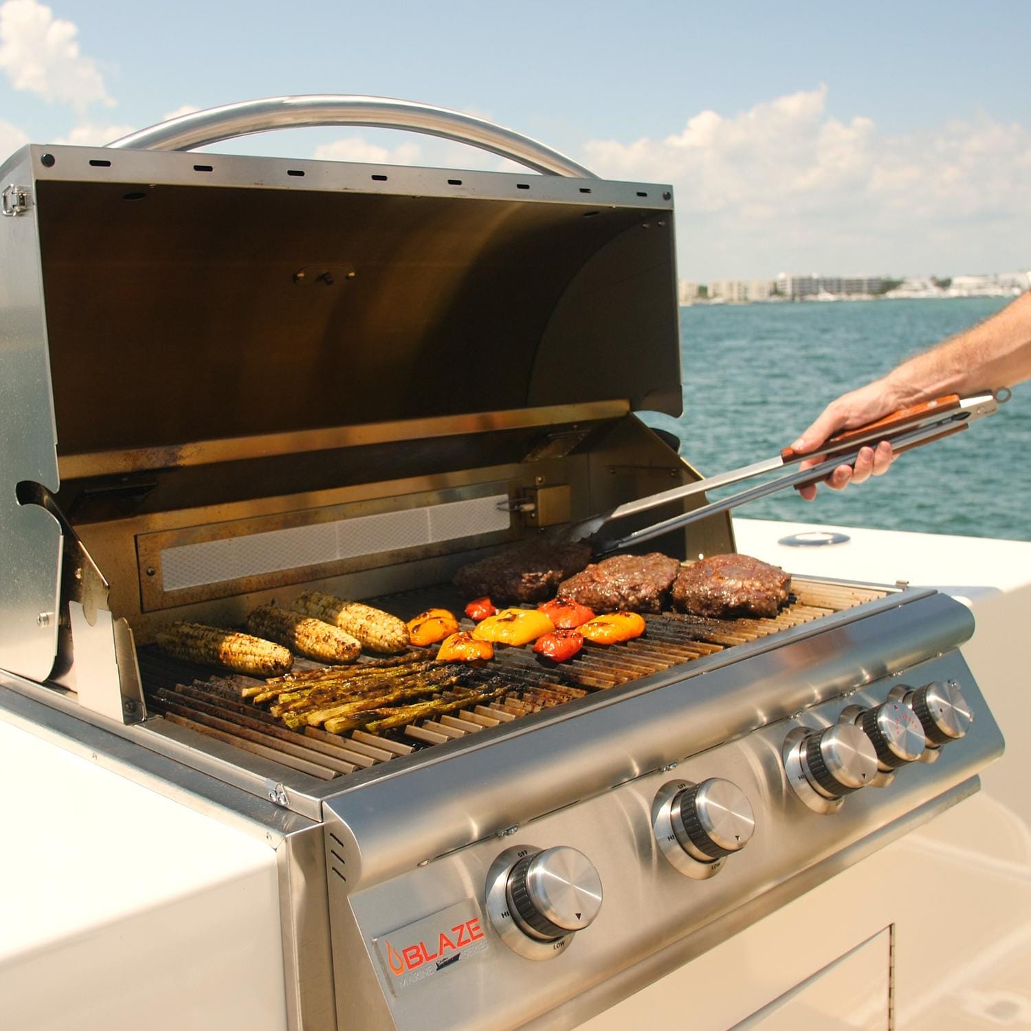 Blaze LTE Marine Grade 32Inch 4Burner BuiltIn Propane Gas Grill With