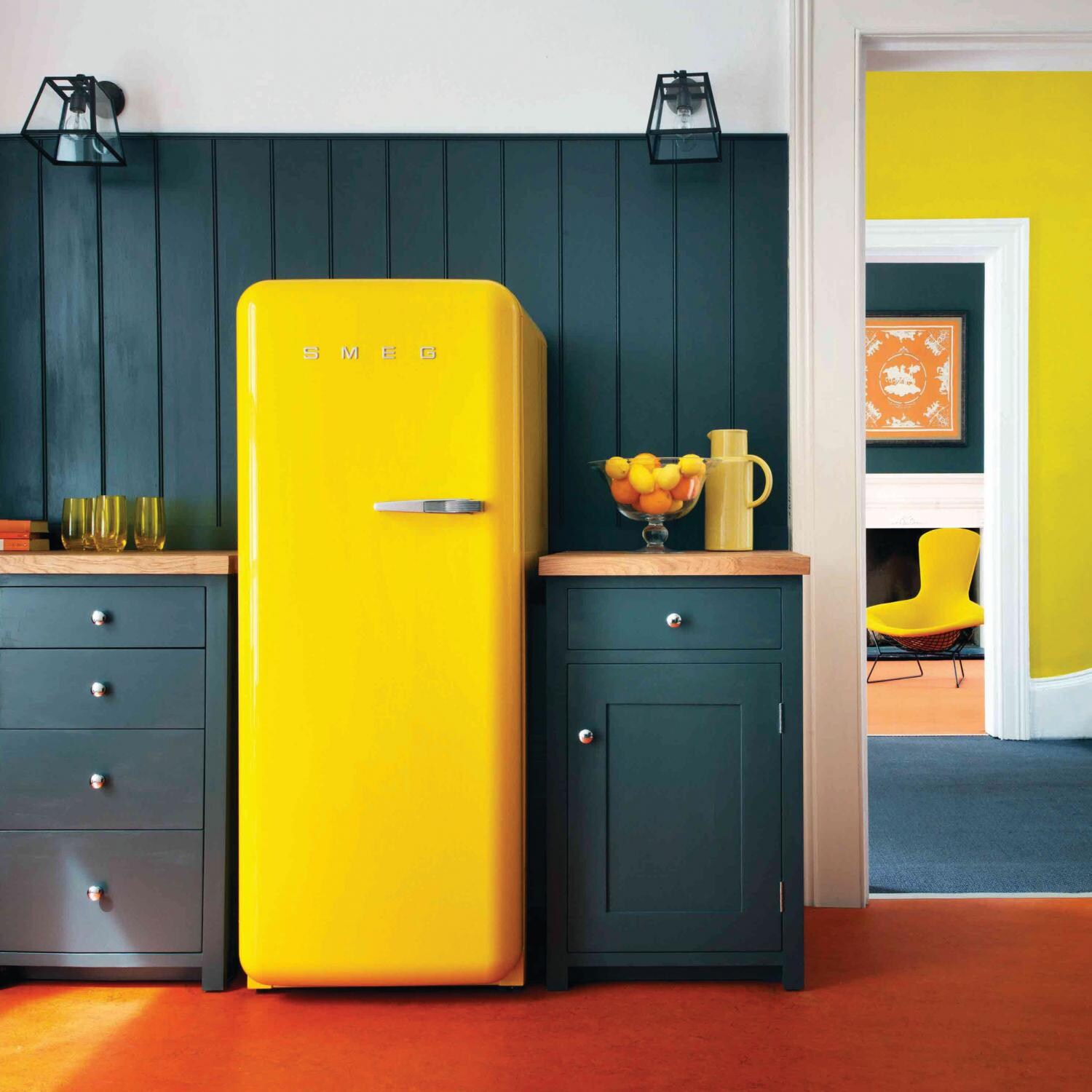 SMEG 9.22 Cu. Ft. Retro Style Yellow Refrigerator with Freezer Left Hinge Shown Installed - FAB28UGL thumbnail
