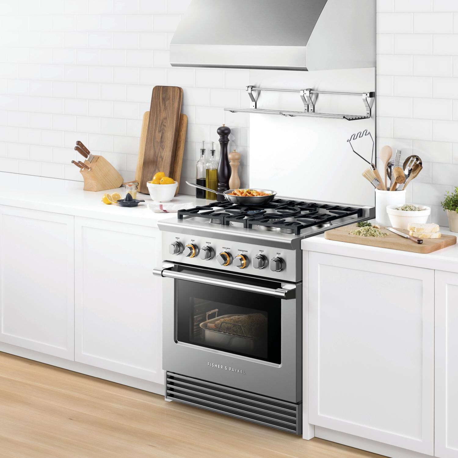 Fisher Paykel Professional 30-Inch 5-Burner Dual-Fuel Gas Range - Installed in Kitchen thumbnail
