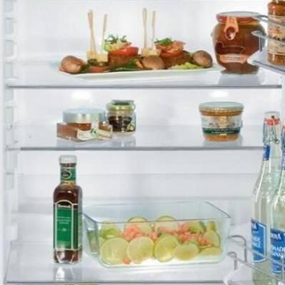 Liebherr Features - Glass Shelves