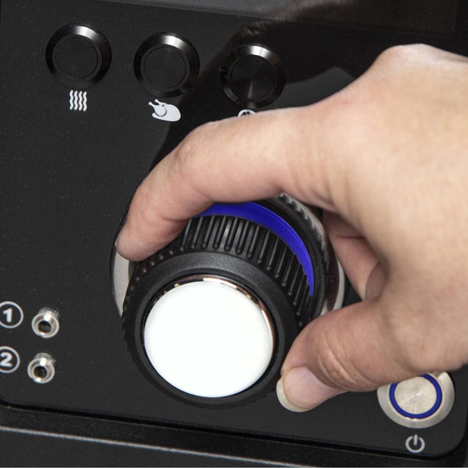 Broil King 495051 Regal 400 Wi-Fi & Bluetooth Controlled 26-in Pellet Grill - Control Knob - Detail thumbnail