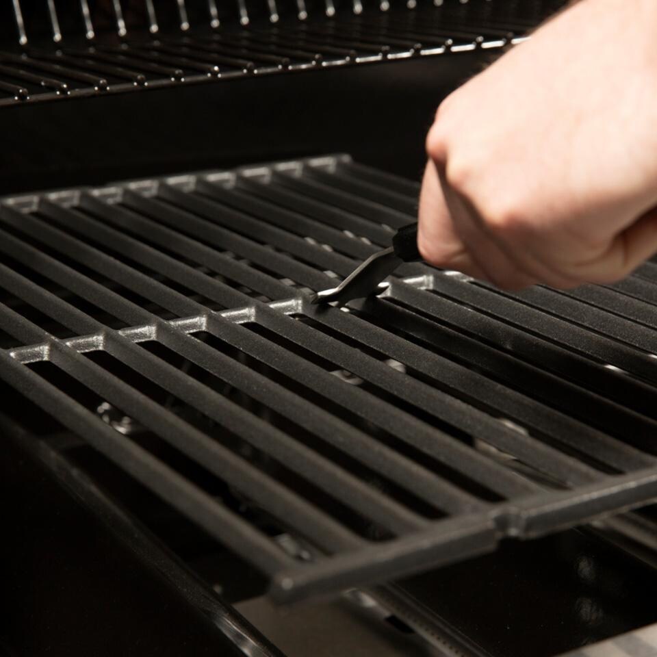 GrillPro Grid Lifter - 76745 - Lifting Grate - Lifestyle thumbnail