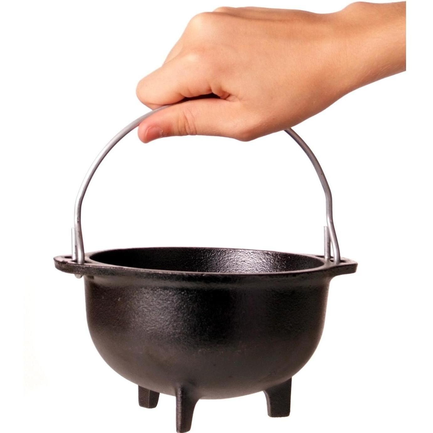 Lodge Seasoned Cast Iron Country Kettle - Size Comparison thumbnail