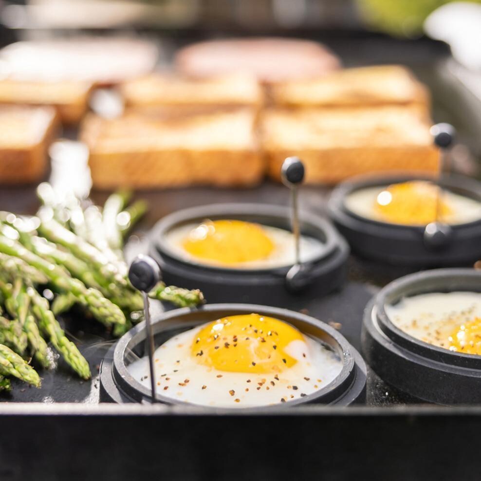 Camp Chef BFSET6 6 Pc Breakfast Kit - Egg Molds - Detail thumbnail