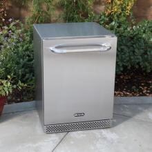 Bull 24-Inch 5.6 Cu. Ft. Premium Outdoor Rated Compact Refrigerator Series II - 13700 image