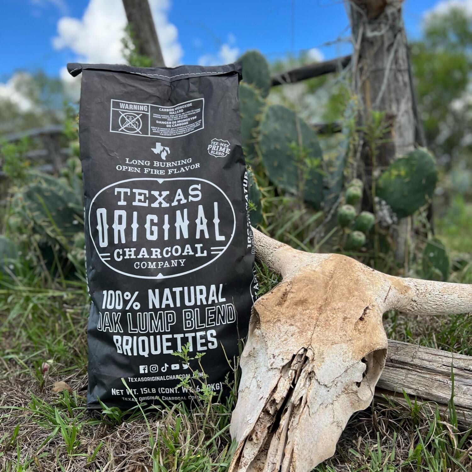 Texas Original Pits TXOG-OB15 20 Lb Charcoal Briquettes - Lifestyle thumbnail