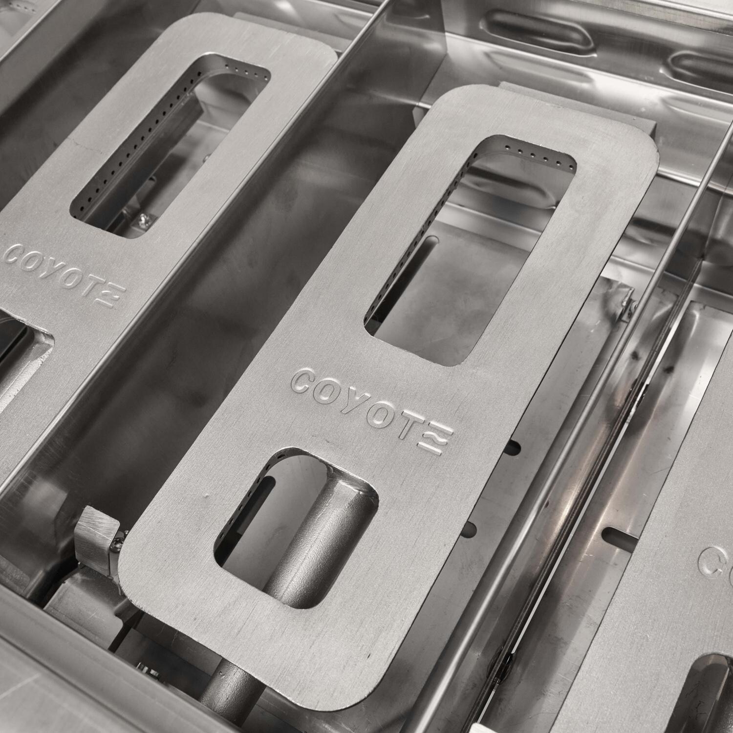 Coyote Outdoor Living 36 Inch CL-Series Built-In Natural Gas Grill - Burners - Detail thumbnail