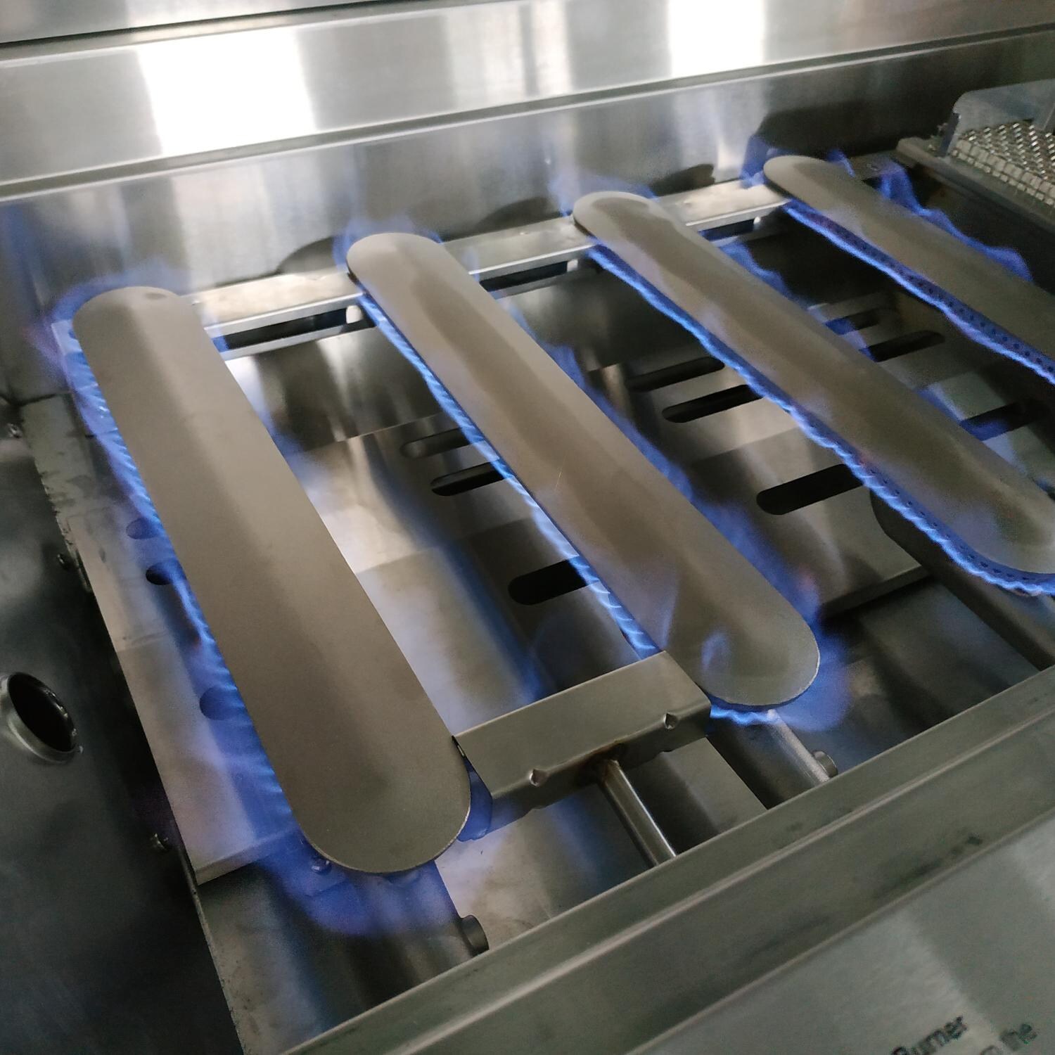 Turbo Grills - B4019BNG - Grand Turbo 40-Inch Built-In Natural Gas Grill - Cast Stainless Steel Burners Lit thumbnail