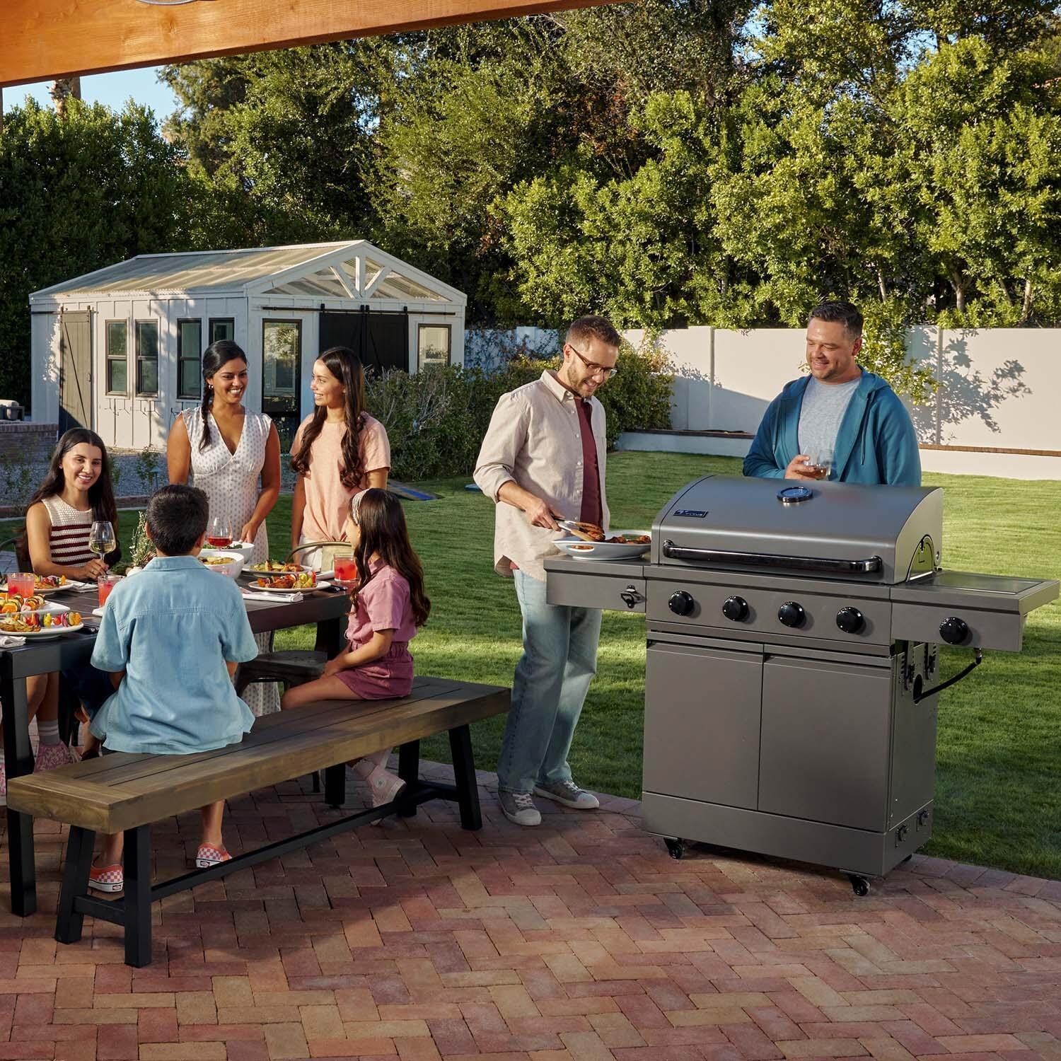 TYTUS TDT-011-GMOD Anaheim 30 Inch Propane Gas Grill - Eating w/ Family - Lifestyle thumbnail