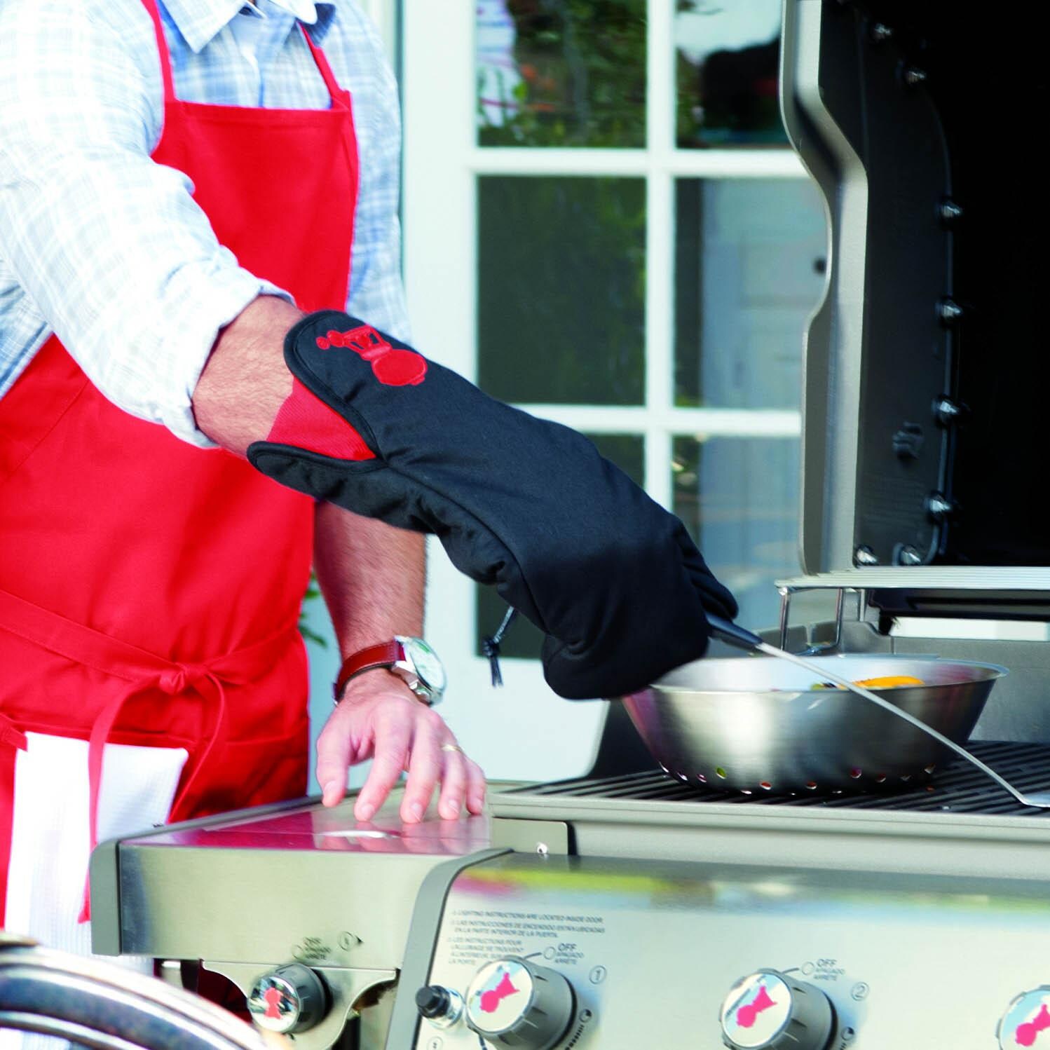 Weber 6532 Black With Red Kettle Cotton Grill Glove - In Use thumbnail
