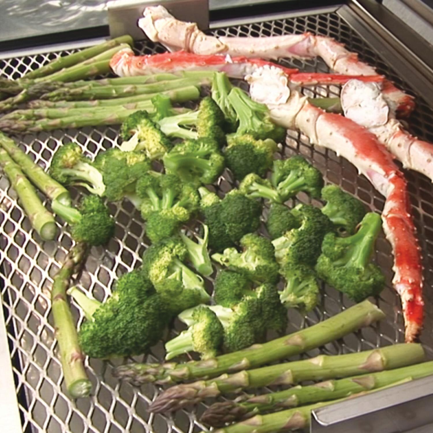 Phoenix SD Riveted Grill - Steaming thumbnail