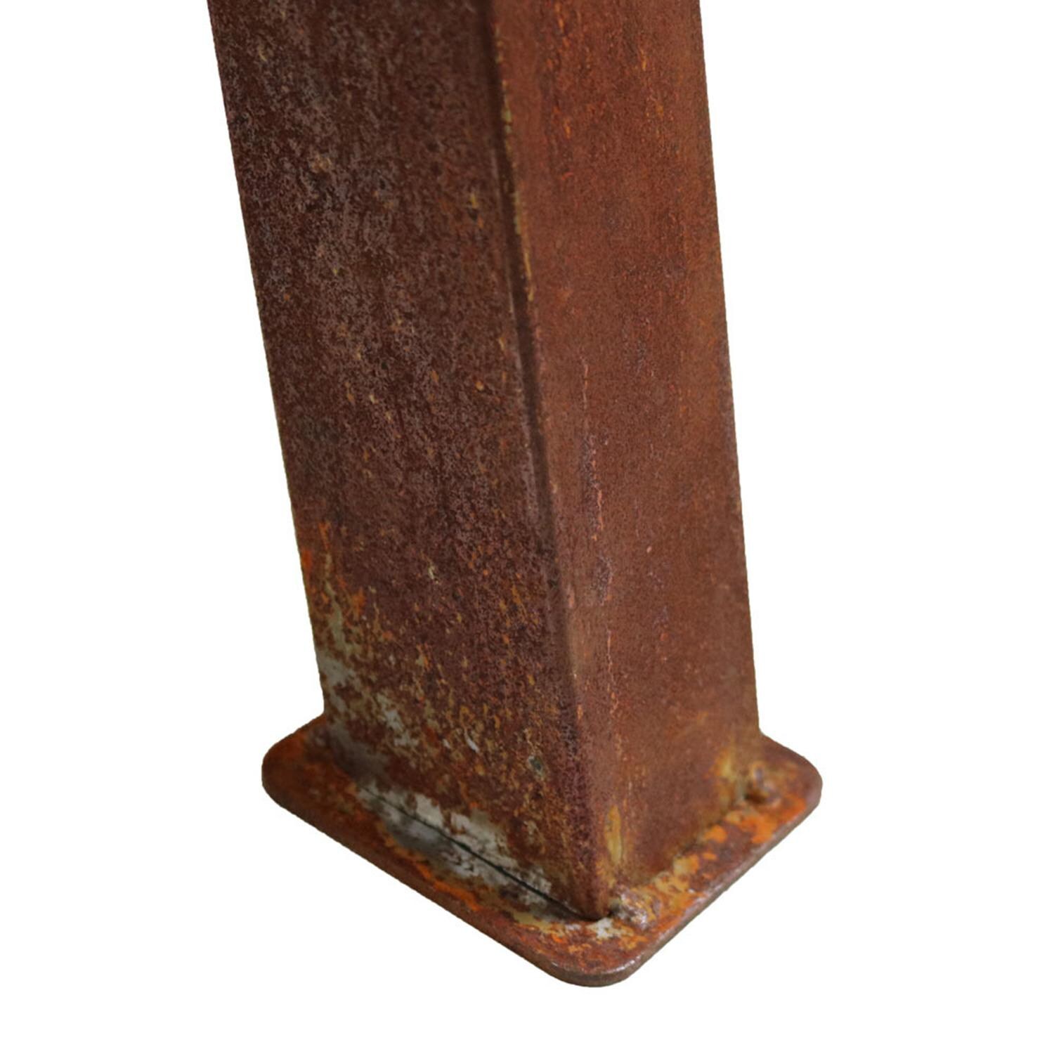 Ultimate Patio RCM-LG620 24 Inch Round Cast Iron Wood-Burning Fire Pit in Rust - Leg Construction Close-Up - Detail thumbnail