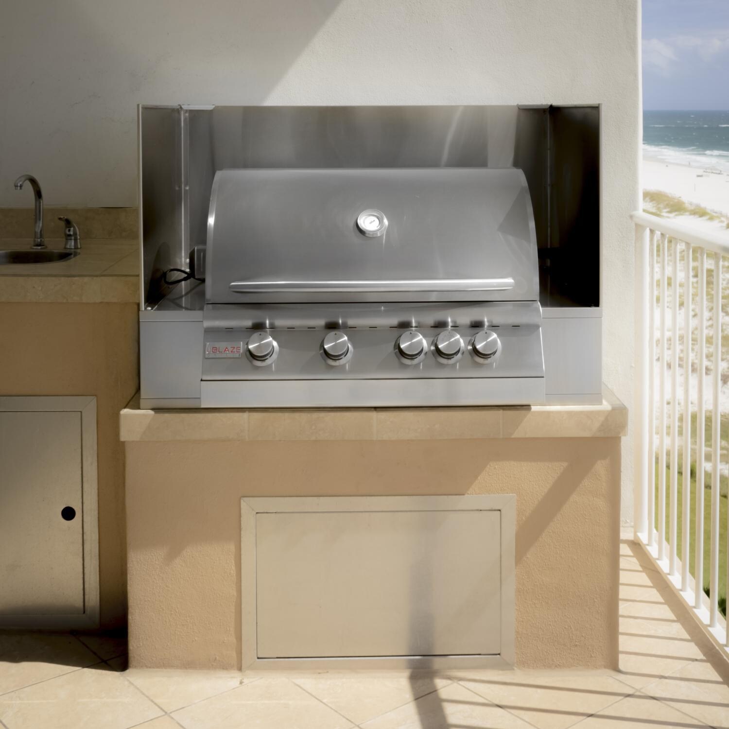 Blaze - BLZ-IJWG-32 - Insulated Jacket with Wind Guard - Front View (Shown With Blaze 32-Inch Gas Grill - Not Included) thumbnail