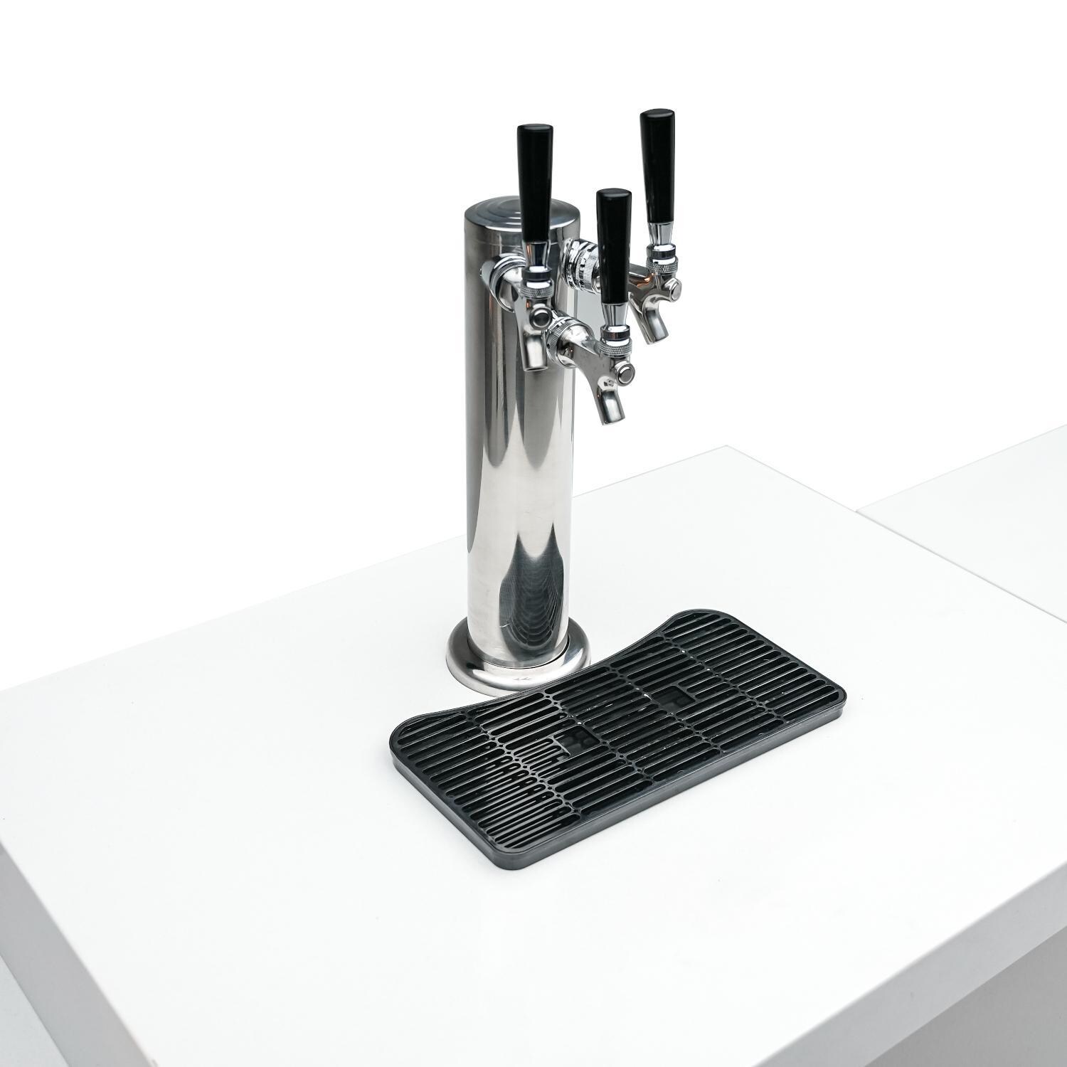 Mont Alpi MAi400-D90KEGBEV 400 Deluxe Propane Island W/ 90 Degree Corner, Kegerator & Beverage Center - Tap - Detail