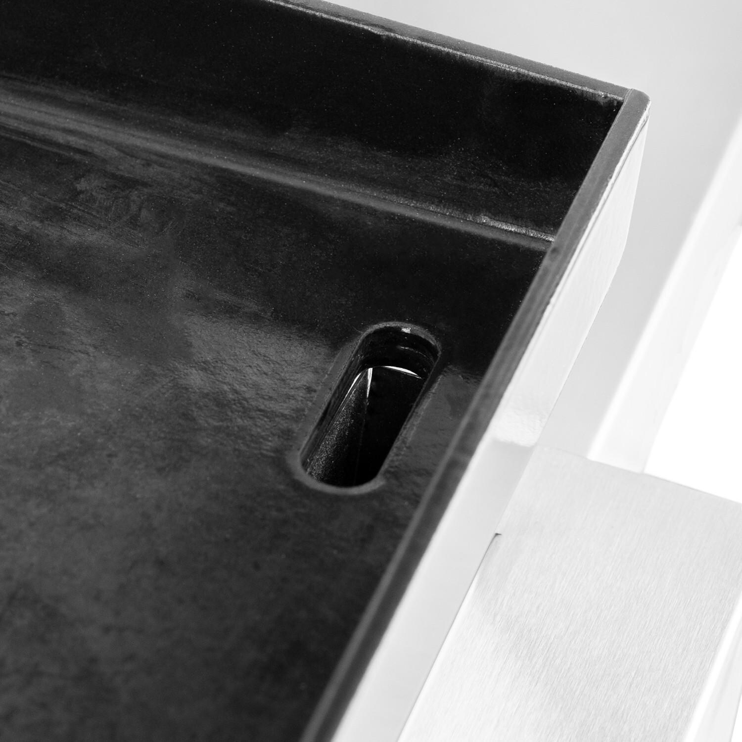 Victory VCT-G4B-LP 36-Inch 4-Burner Propane Gas Griddle - Grease Drain thumbnail