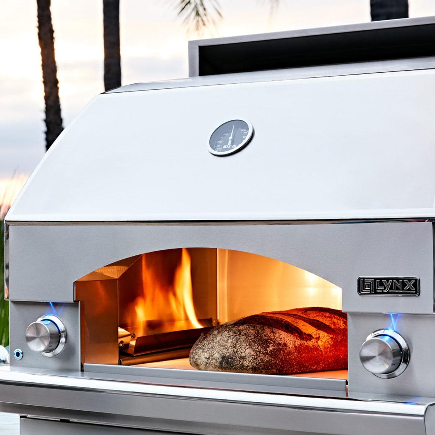 Lynx Professional Napoli 30-Inch Propane Outdoor Pizza Oven On