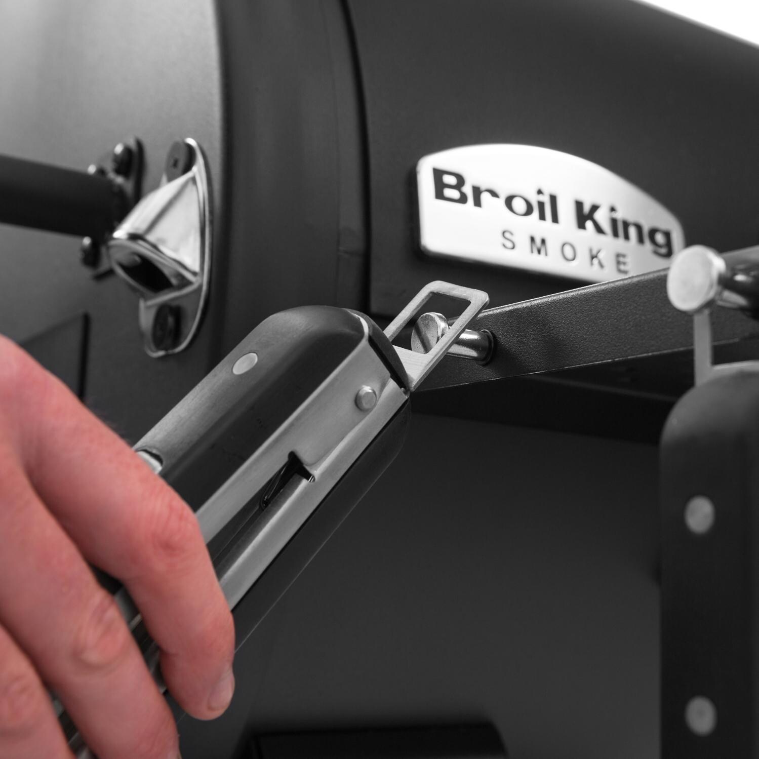 Broil King 958050 Regal Charcoal Offset 500 Smoker - Tool Holder - Detail thumbnail