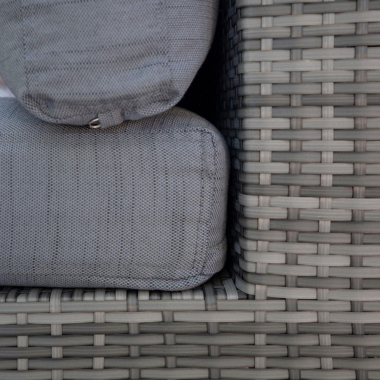 Ultimate Patio Cashmere View 4 Piece Wicker Patio Sectional Set W/ Gray Cushions - Wicker & Cushion Detail thumbnail