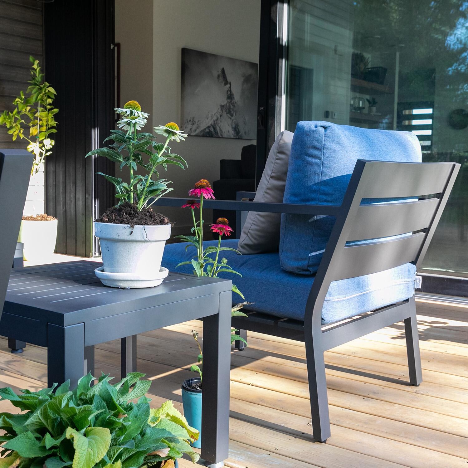 Sunset West Vegas 21-Inch Square Aluminum Patio End Table - Shown w/ Chairs - Lifestyle thumbnail