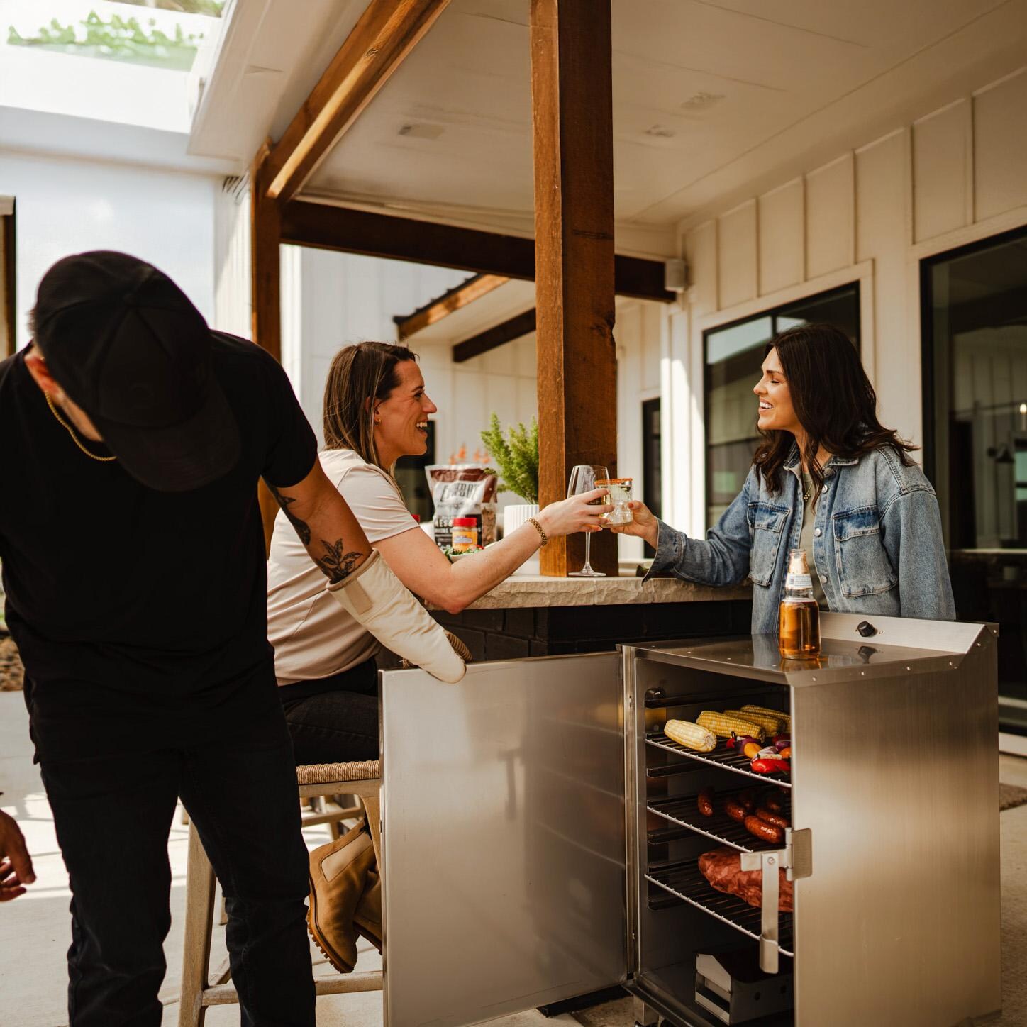 Smokin Tex 1500 The XL Legacy Series Electric Smoker - Lifestyle thumbnail