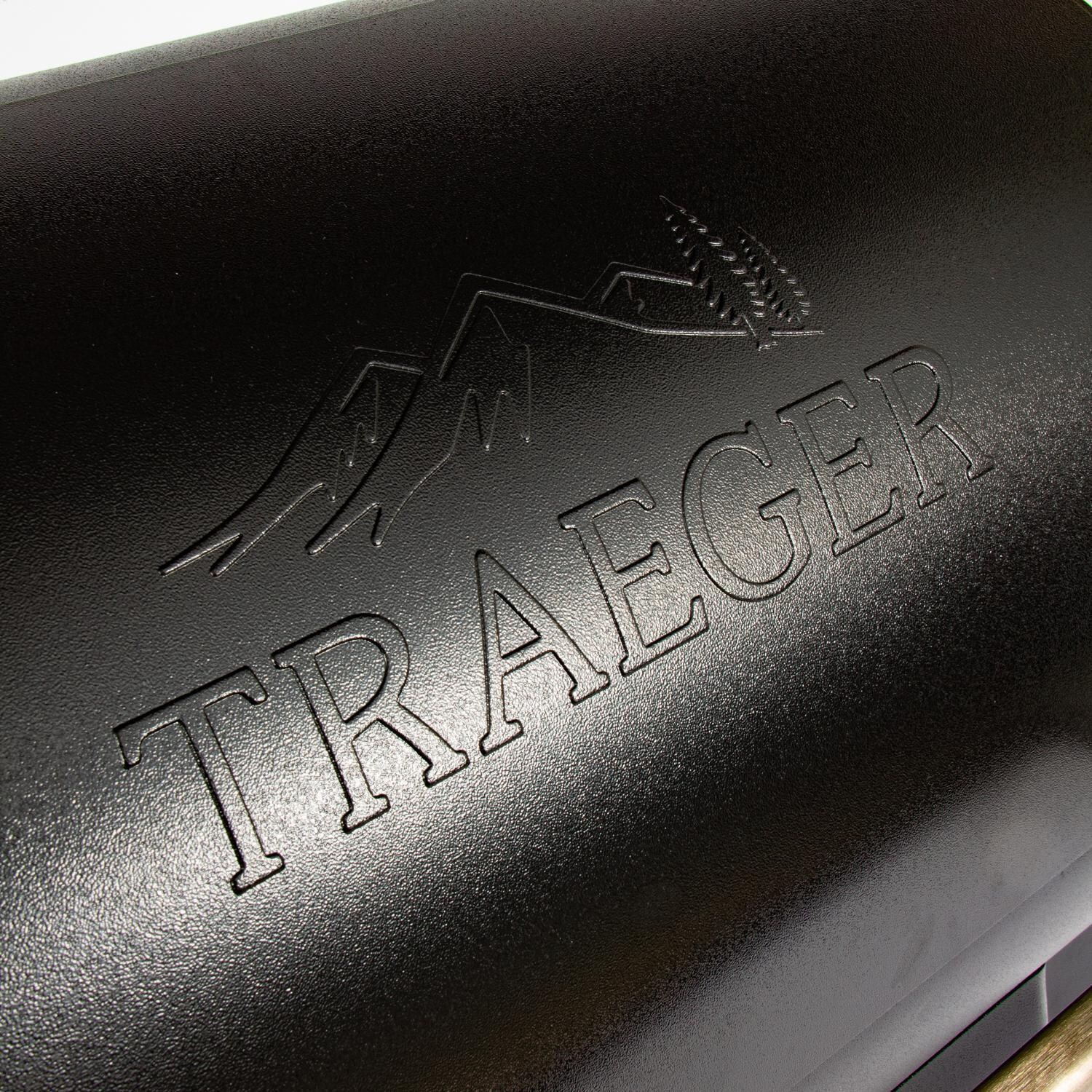 Traeger TFB65BLF Ironwood 650 Wood Pellet Grill - Hood Detail thumbnail