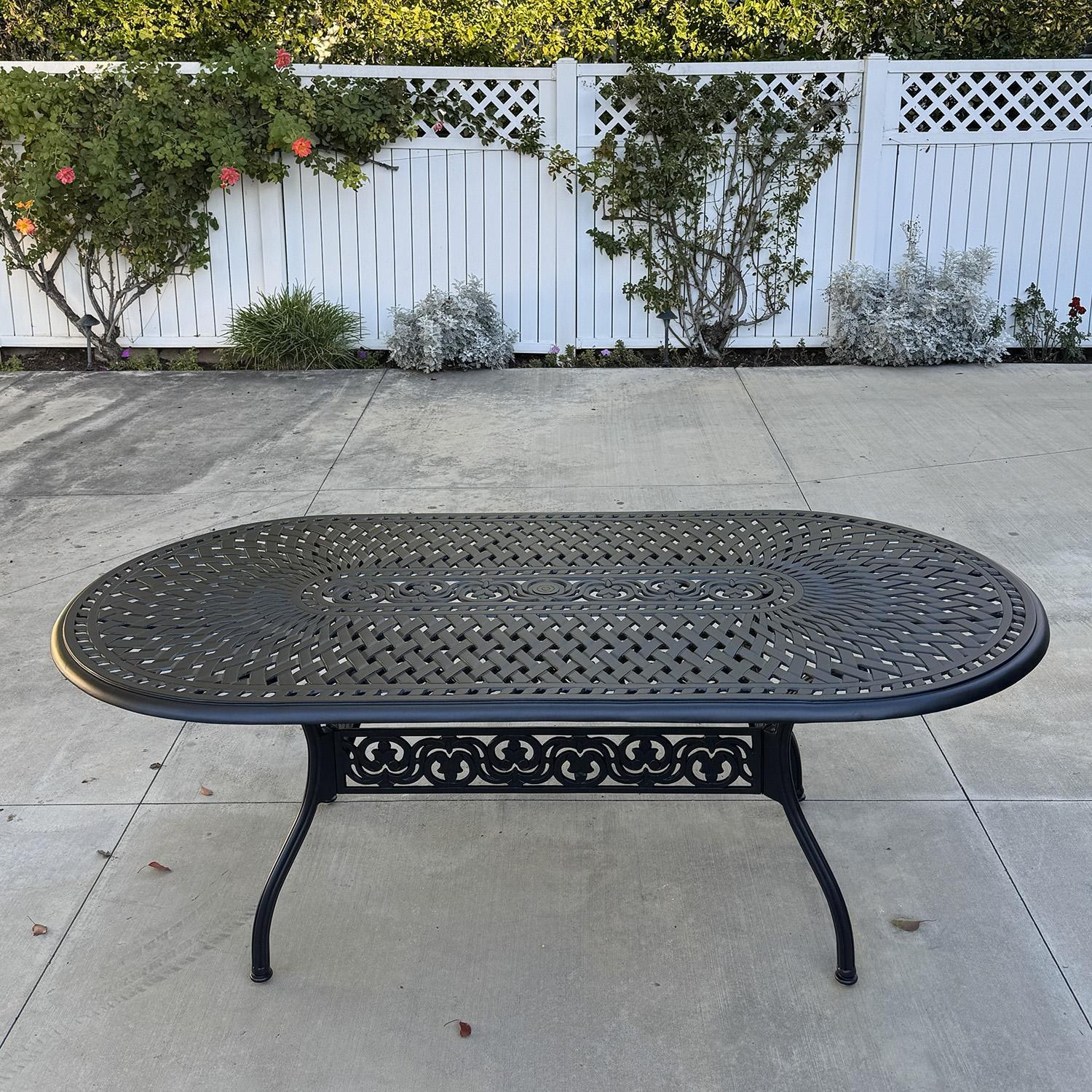 テーブル・机 Antique Cafe table 60 iron leg Series 60 84 X 42 Inch Cast Aluminum Dining Table by Darlee : BBQGuys