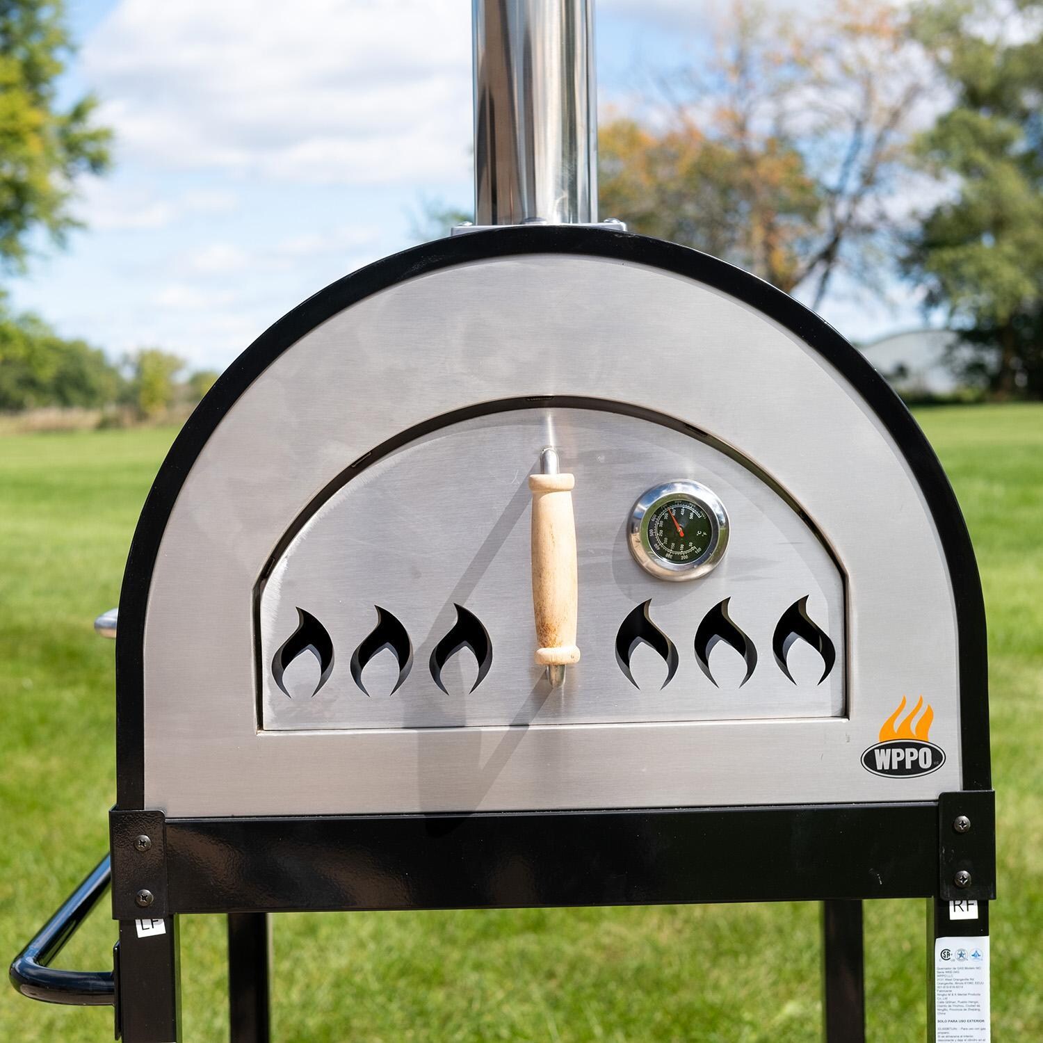 WPPO WKE-04WG-BLK Traditional Dual Fueled 25-in Wood/Gas-Fired Oven - Black - Lifestyle thumbnail