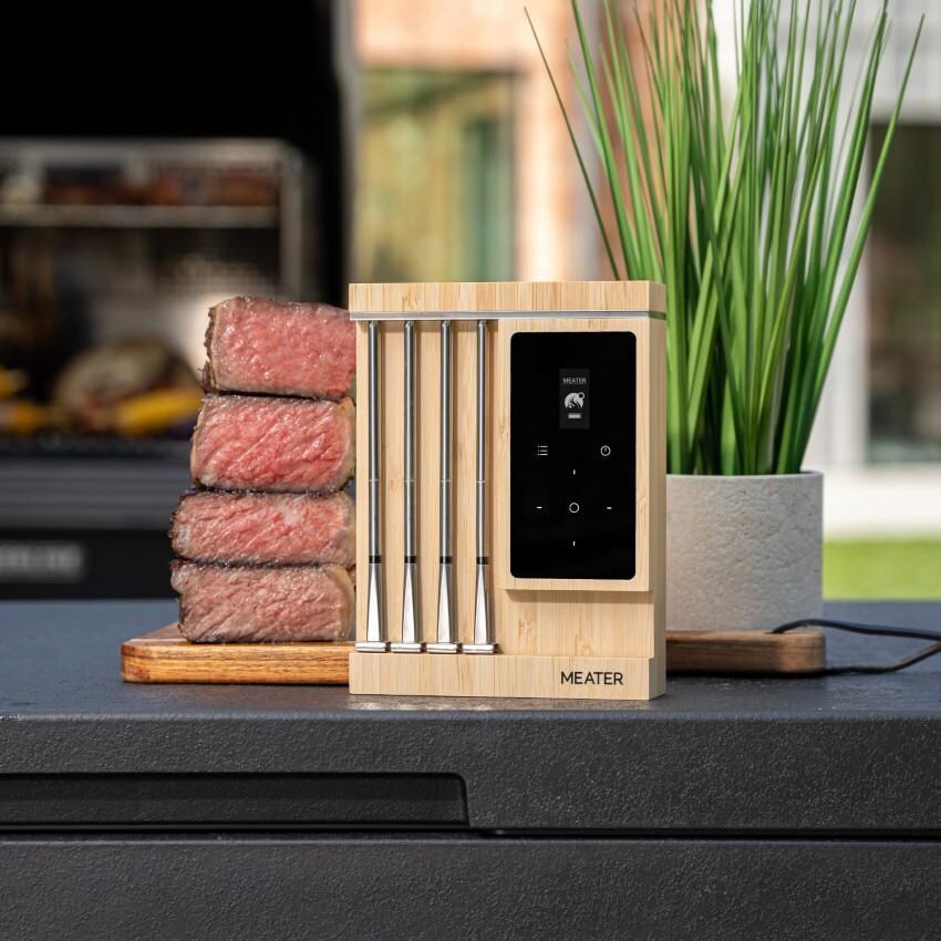 MEATER RTU-MT-MX201 Pro XL - Perfect Temperature - Lifestyle thumbnail
