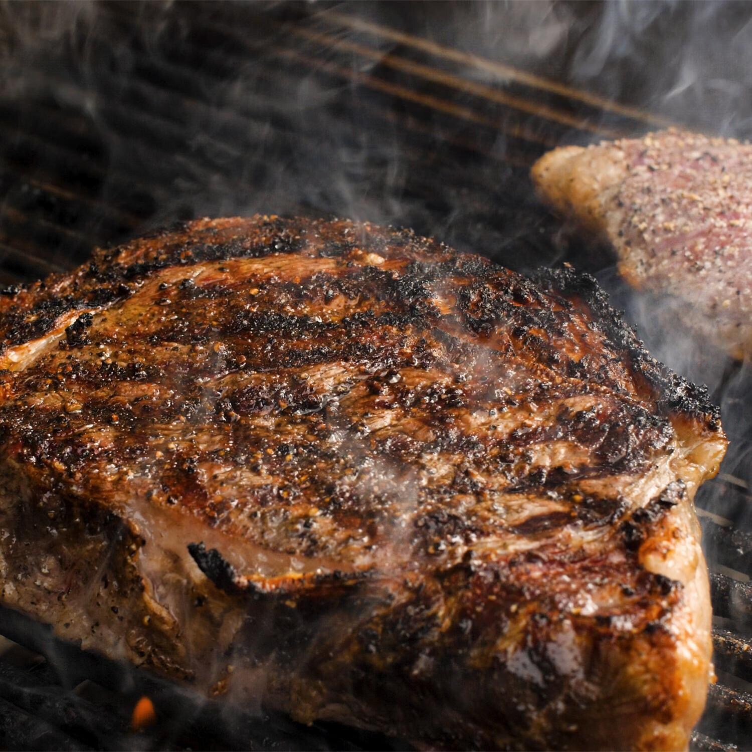 DCS BGC30-BQ-L Series 7 Traditional 30-Inch Built-In Propane Gas Grill - Grilling Steak thumbnail