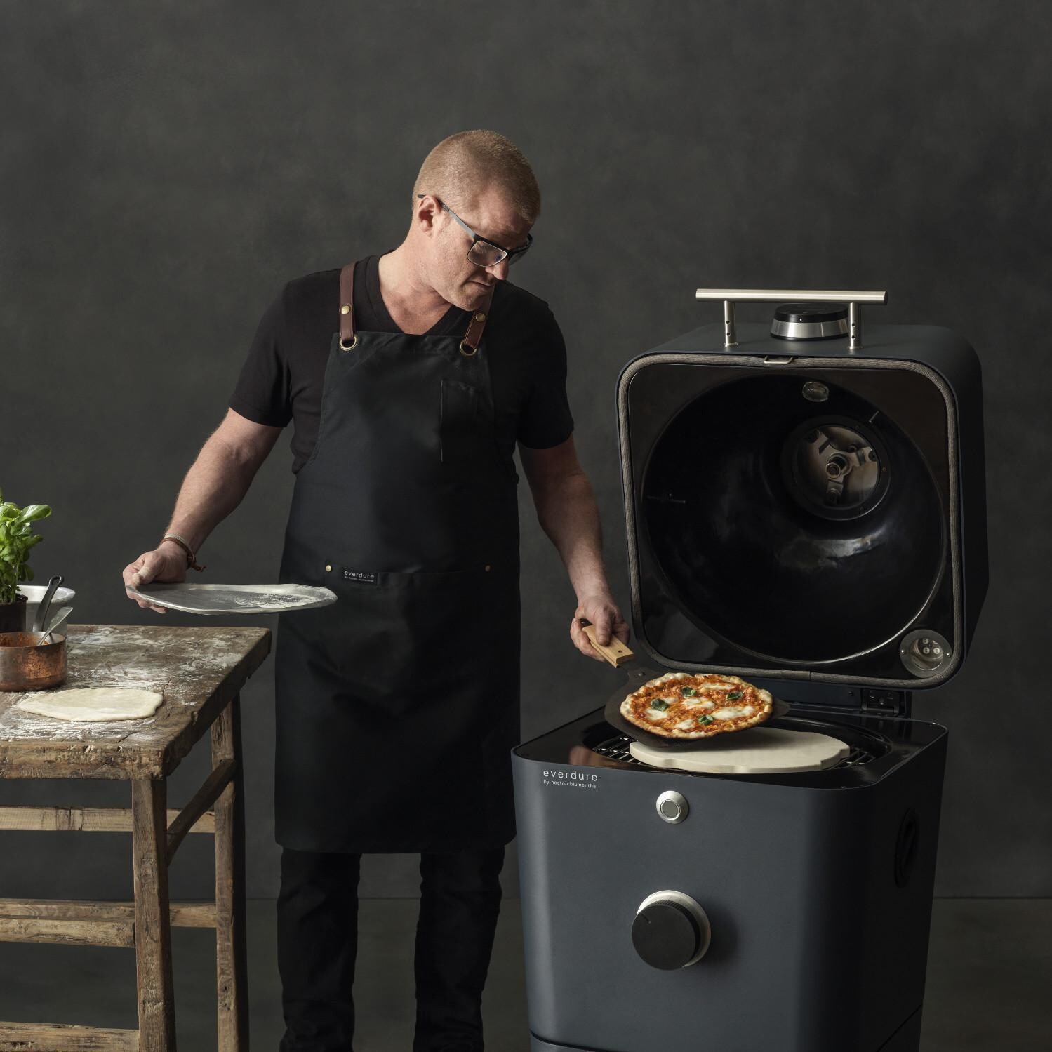 Everdure HBCE4KGUS 4K 21-Inch Charcoal Grill & Smoker - Pizza thumbnail