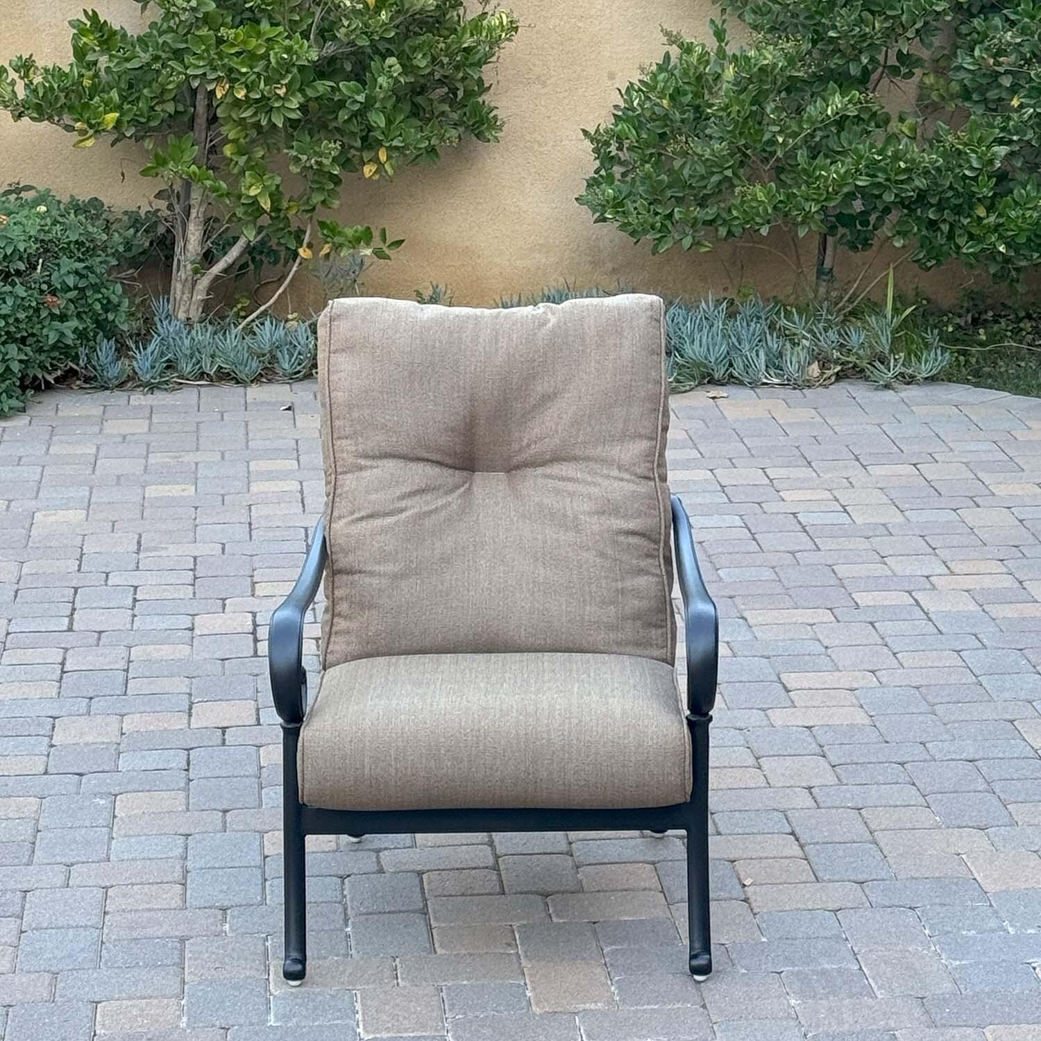 Santa Anita 4 Pc Cast Aluminum Seating Set in Antique Bronze/Sesame by Darlee - Chair - Lifestyle thumbnail