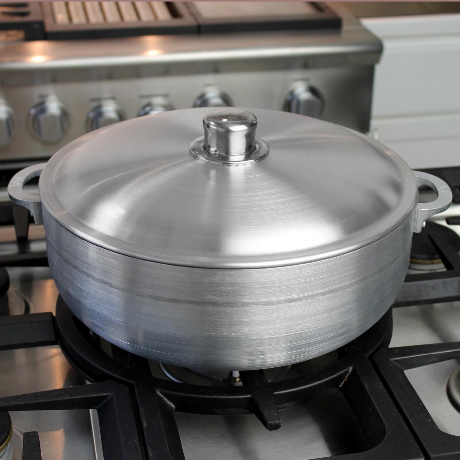 Cajun Cookware 9.2-Quart Aluminum Dutch Oven - Lifestyle View thumbnail