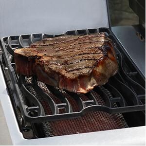 Napoleon Prestige 500 Gas BBQ Grill - Infrared Sizzle Zone Side Burner thumbnail