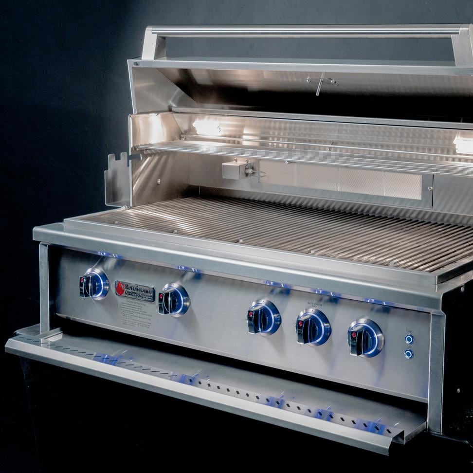 Cutlass Elite 38-in 4 Burner Built-In Natural Gas Grill - Angled - Detail thumbnail