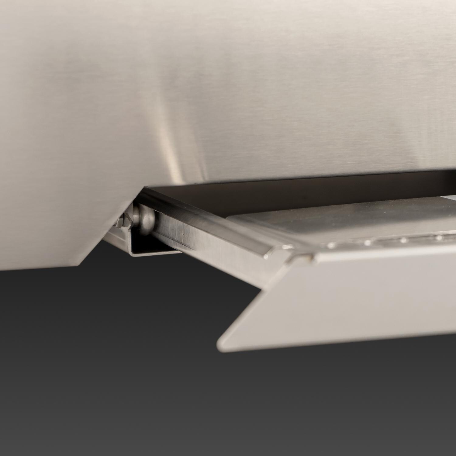 Fire Magic - E660S-8E1P-62 - Echelon Diamond 30-Inch Propane Gas Grill W/ Side Burner & Rotisserie - Drip Tray Ball Bearing Glides thumbnail