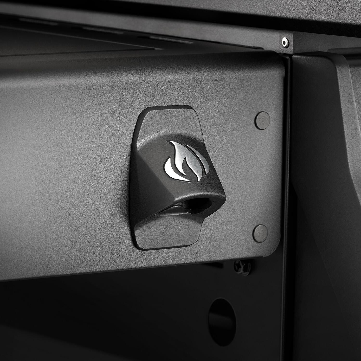 Napoleon RP30FTPK-PHM 30-in Propane Griddle - Bottle Opener - Detail thumbnail