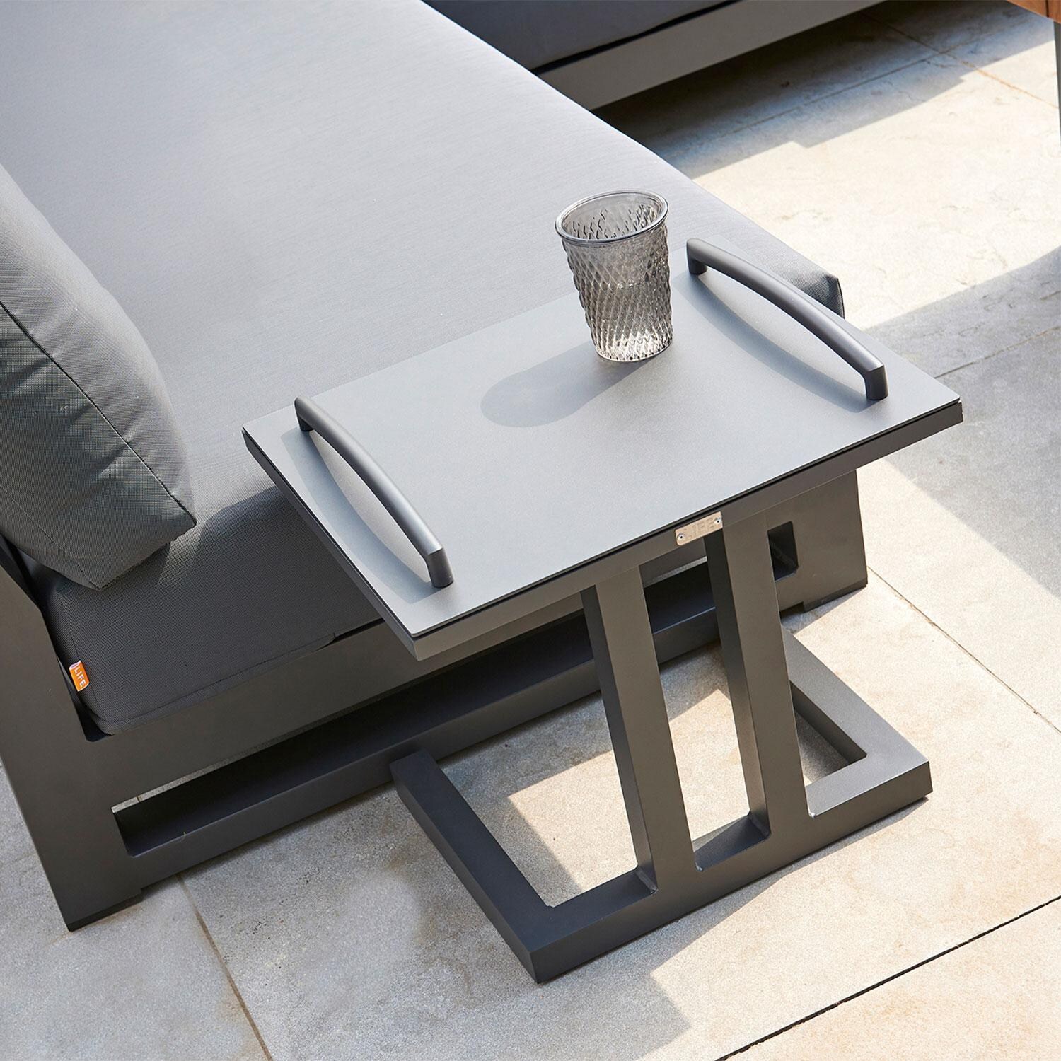 Nevada 4 Pc Aluminum Sectional Corner Set w/ No Pillows By KETTLER - Side Table - Detail thumbnail