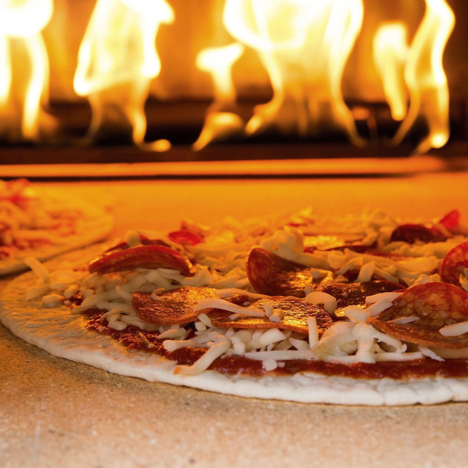 Chicago Brick Oven CBO-O-KIT-750 Built-In Wood Fired Residential Outdoor Pizza Oven DIY Kit - Cooking Pizza thumbnail