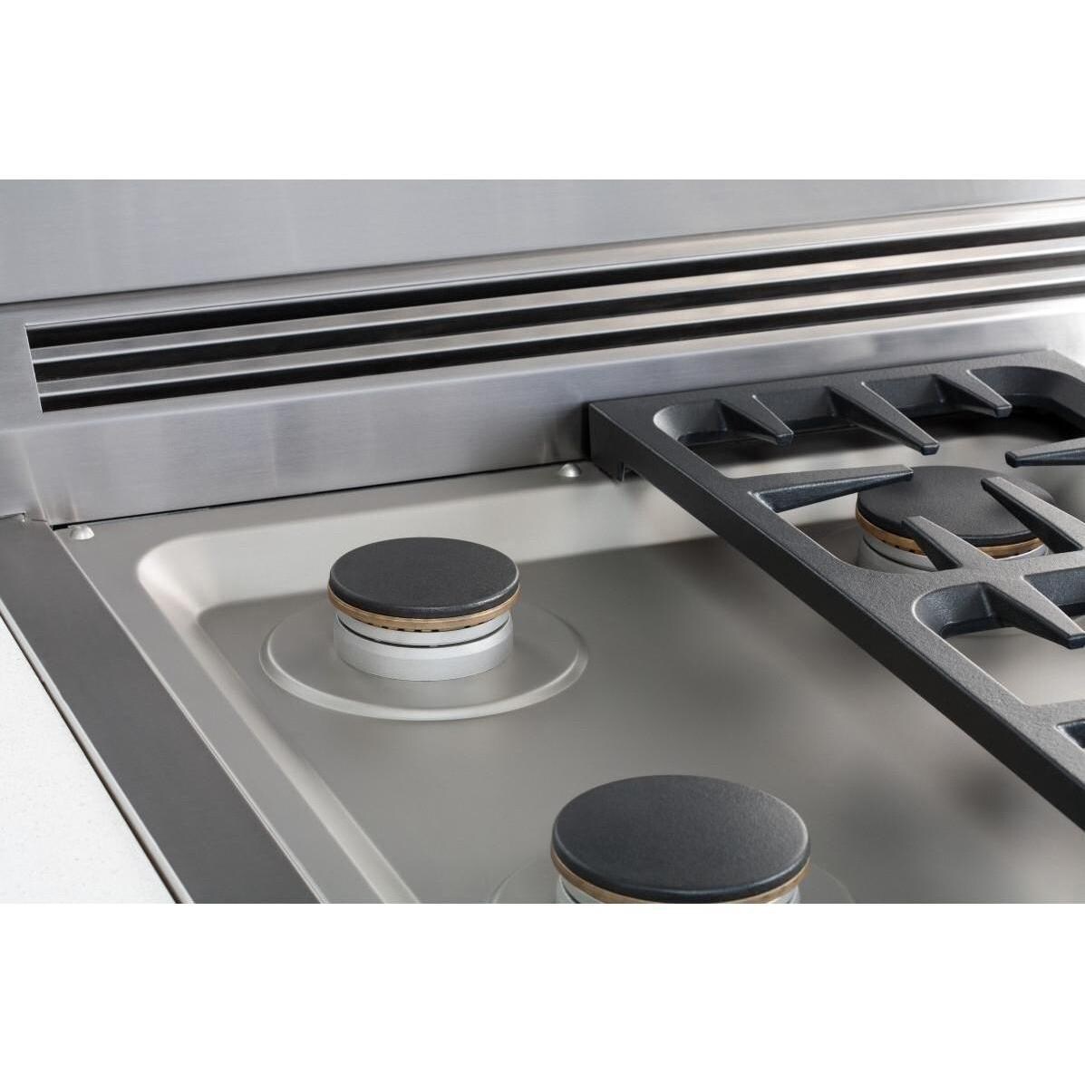 DCS 30-Inch Professional Dual Fuel Range - Sealed Cooktop And Burner Detail thumbnail