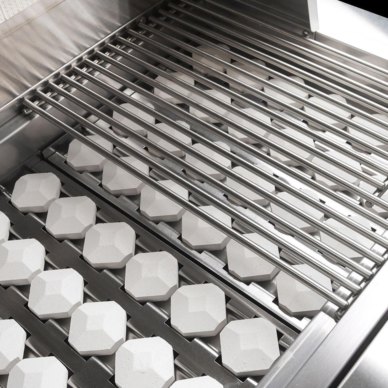 Vintage VBQ36G-N-1-KIT 36 Inch Natural Gas Grill with 2-Door Cart - Flame Tamer - Detail thumbnail