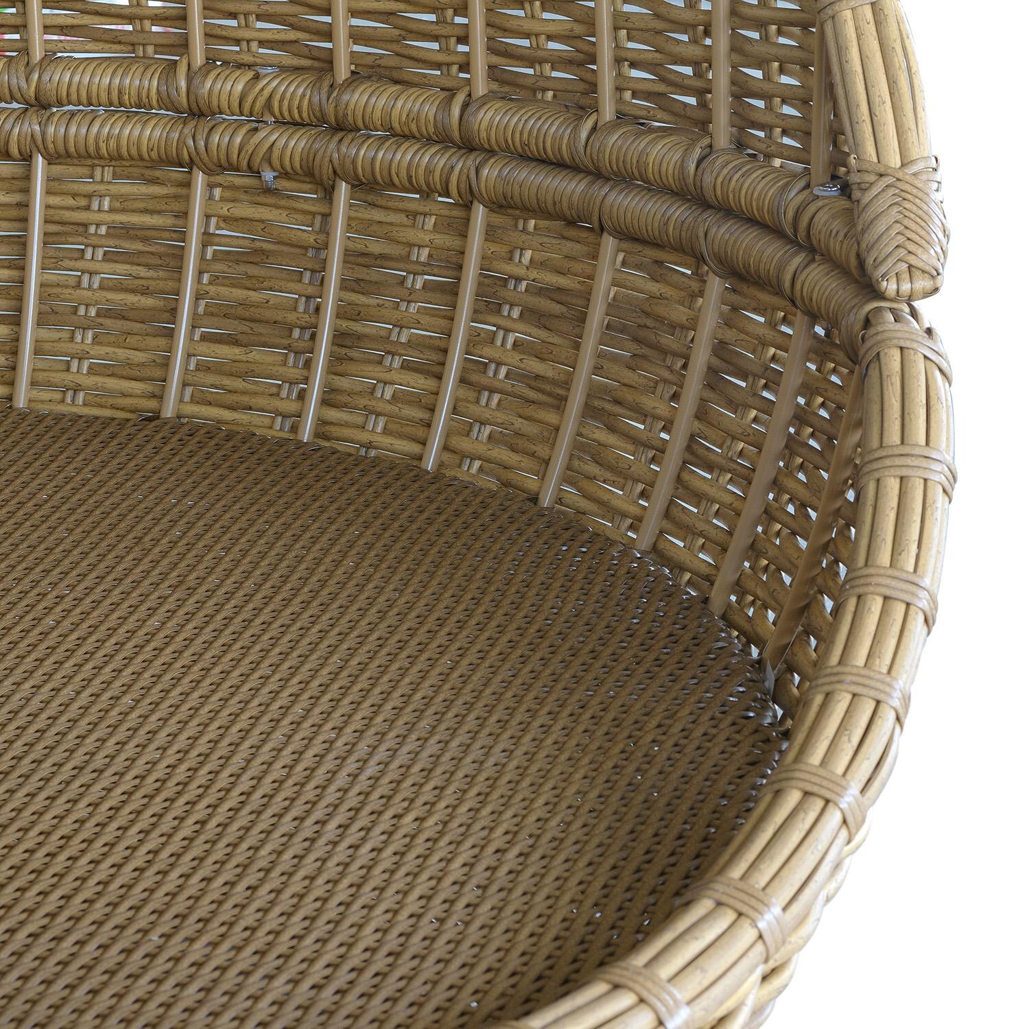 Playa Resin Wicker Daybed in Medium Wood/Soothe Pearl by Sunset West - Seat - Detail thumbnail