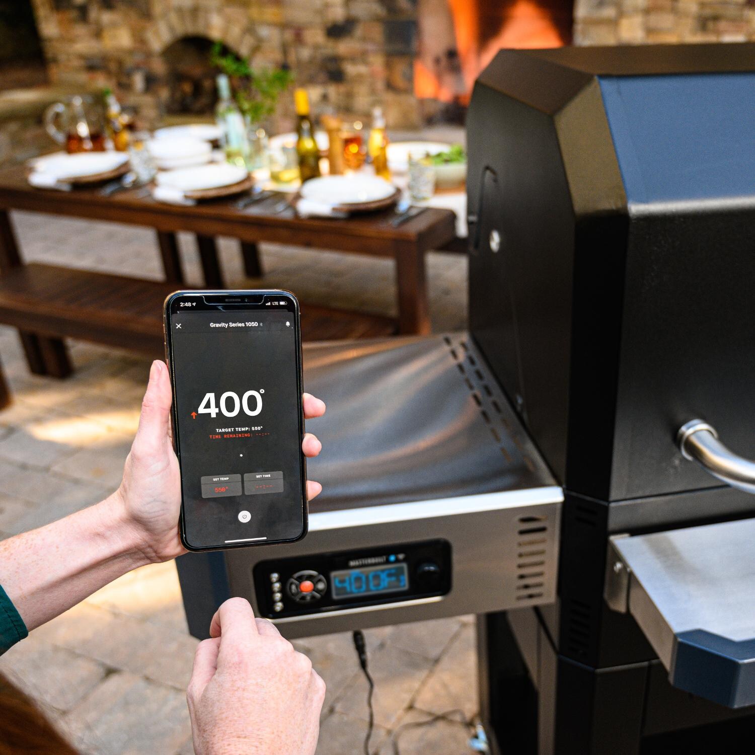 Masterbuilt - MB20041220 - Gravity Series 1050 Digital Charcoal Grill + Smoker - Connecting the Masterbuilt App thumbnail