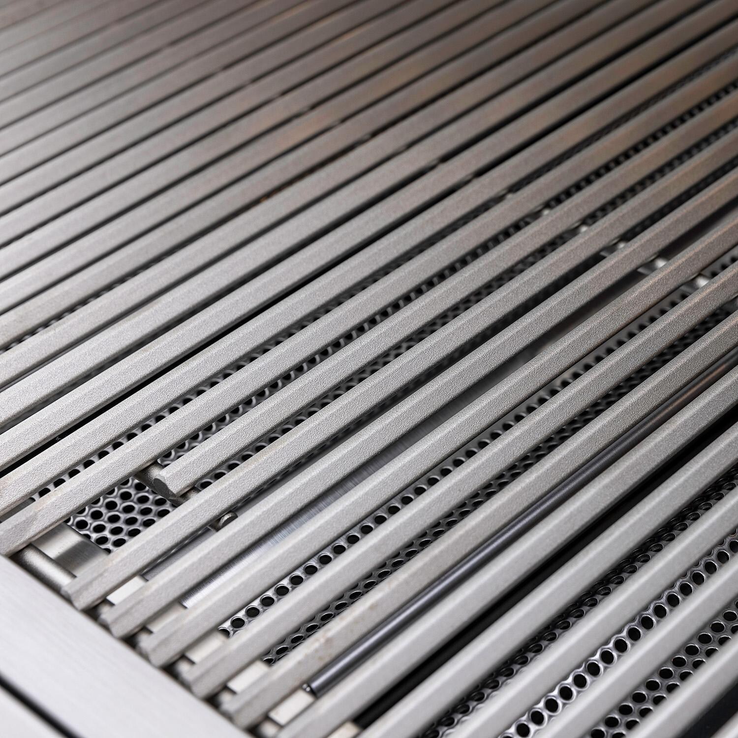 Blaze BLZ-4LTE3-NG 32-In Natural Gas Grill - Cooking Grates - Detail thumbnail