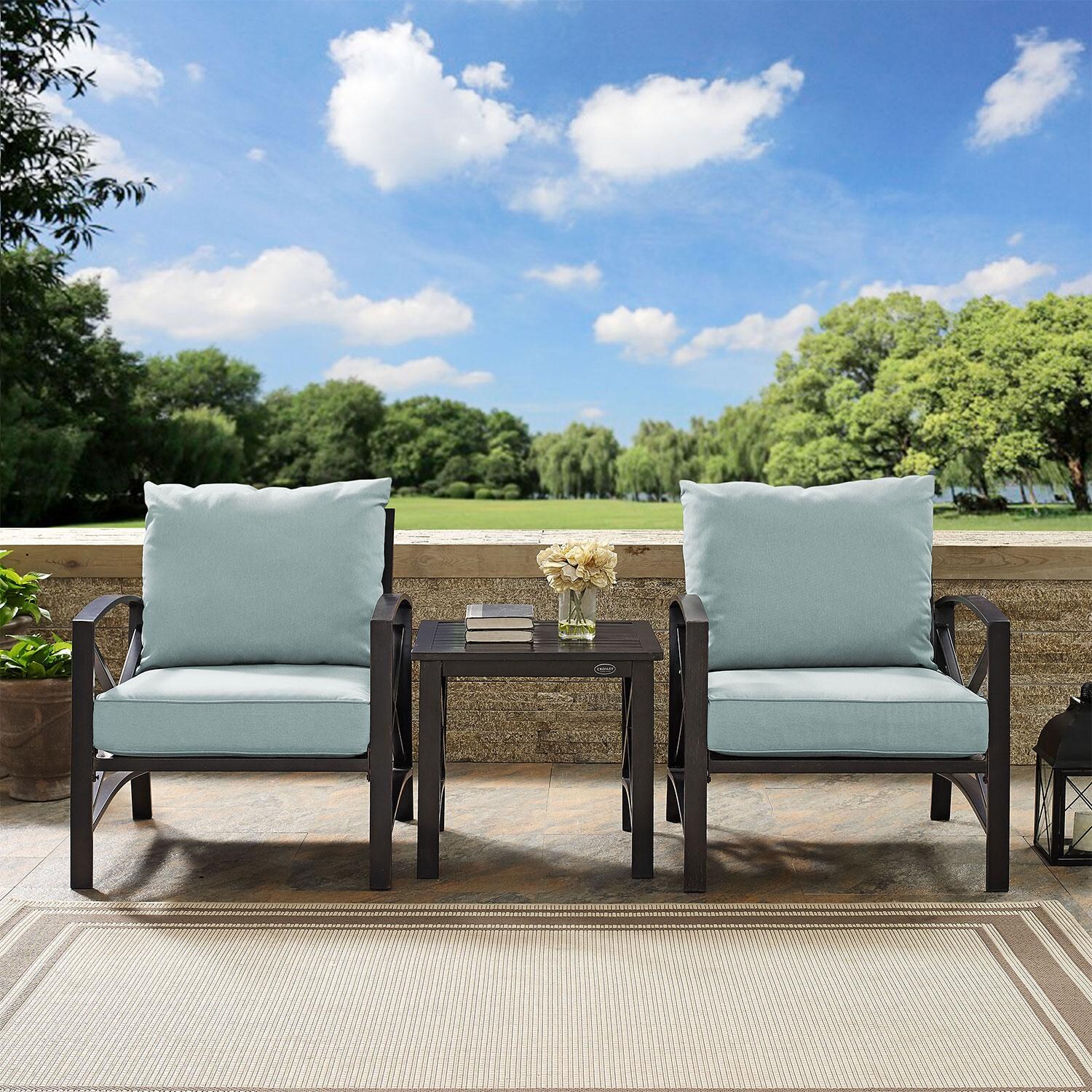 Windswept 3 Pc Steel Club Chair Seating Set w/ End Table in Oil Rubbed Bronze/Mist by Ultimate Patio