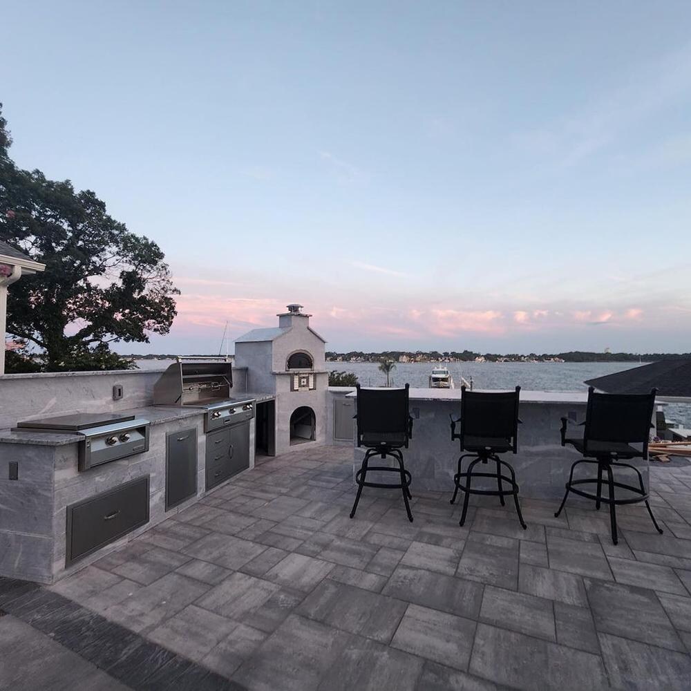 Chicago Brick Oven CBO-O-KIT-750-HYB-NG-C-3K Hybrid DIY Kit Commercial 6 Pc Pizza Oven - Natural Gas - Beach Patio - Lifestyle thumbnail